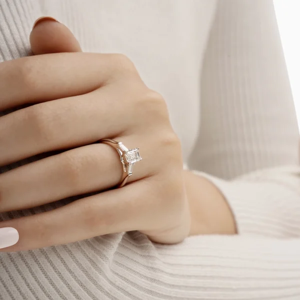 Farah Solitaire Ring