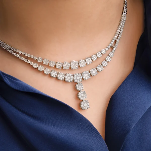 Farah Three Pcs. Parure