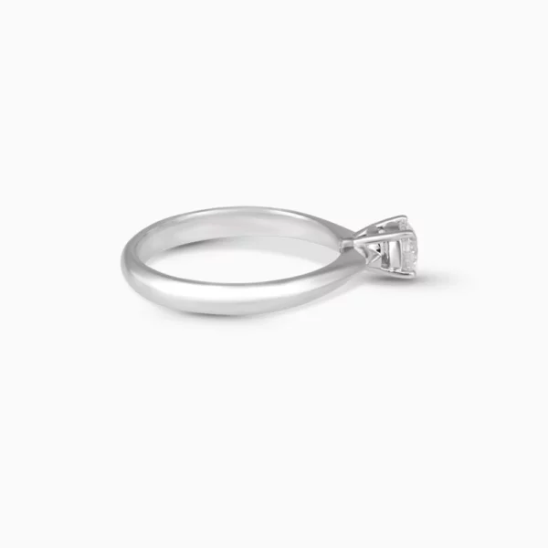 40387_3_Kooheji_Jewellery_AlFarah_Solitaire-Ring_WG_K001-017-000513-DIA-R-WT-RD-VVS2-VS-SI-G-H.webp